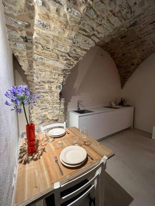 Studio Pietra E Charme Diano San Pietro Eksteriør bilde